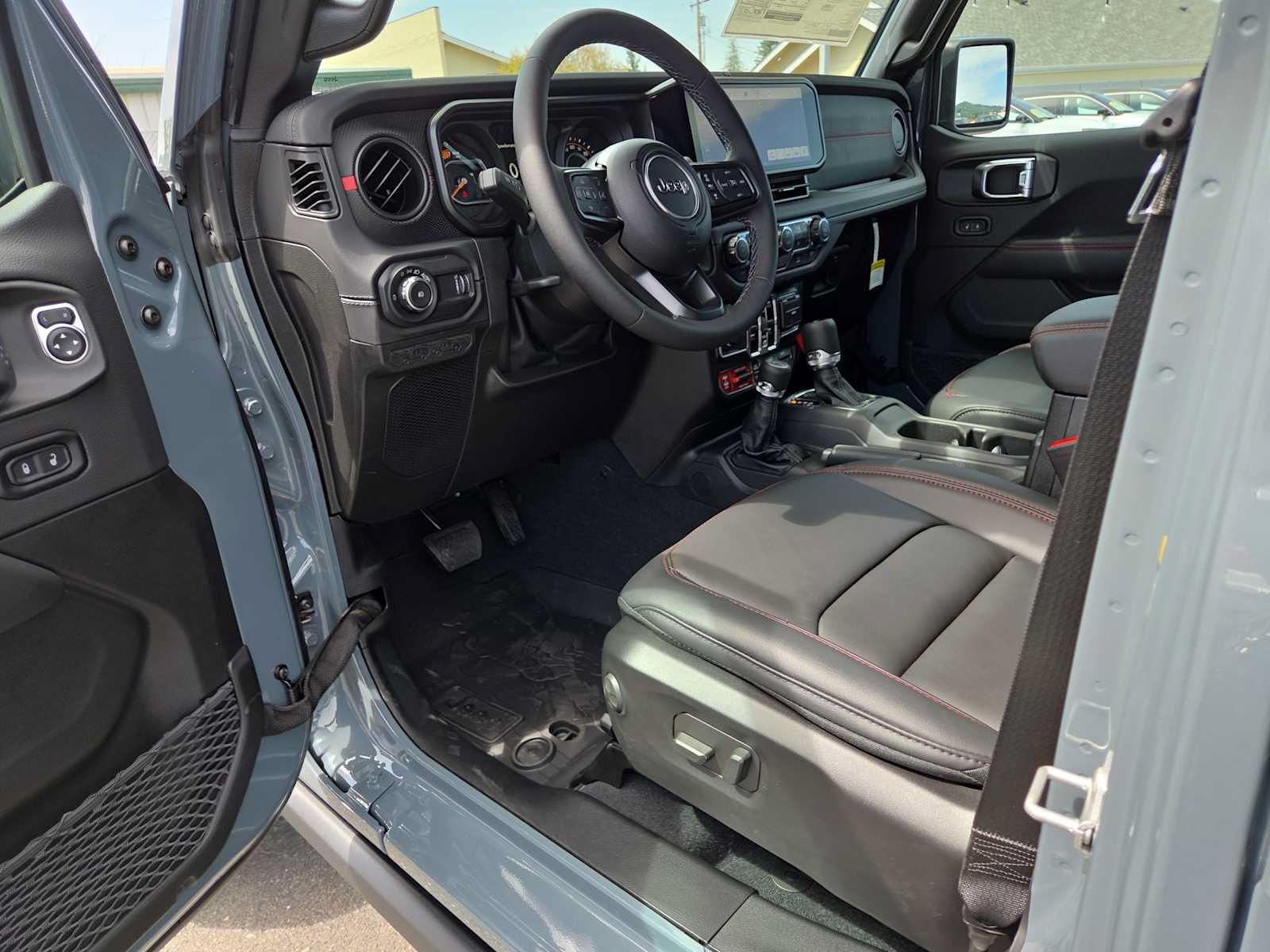 New 2026 Jeep Wrangler Unlimited Rubicon AWD/4WD image 10