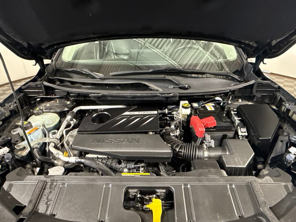 Used 2024 Nissan Rogue SL AWD/4WD image 4
