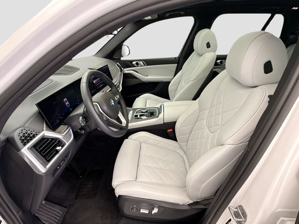 Used 2024 BMW X5 xDrive40i w/ Premium Package AWD/4WD image 18