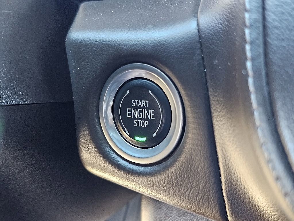 Used 2022 Chevrolet Suburban LS w/ Driver Alert Package AWD/4WD image 33