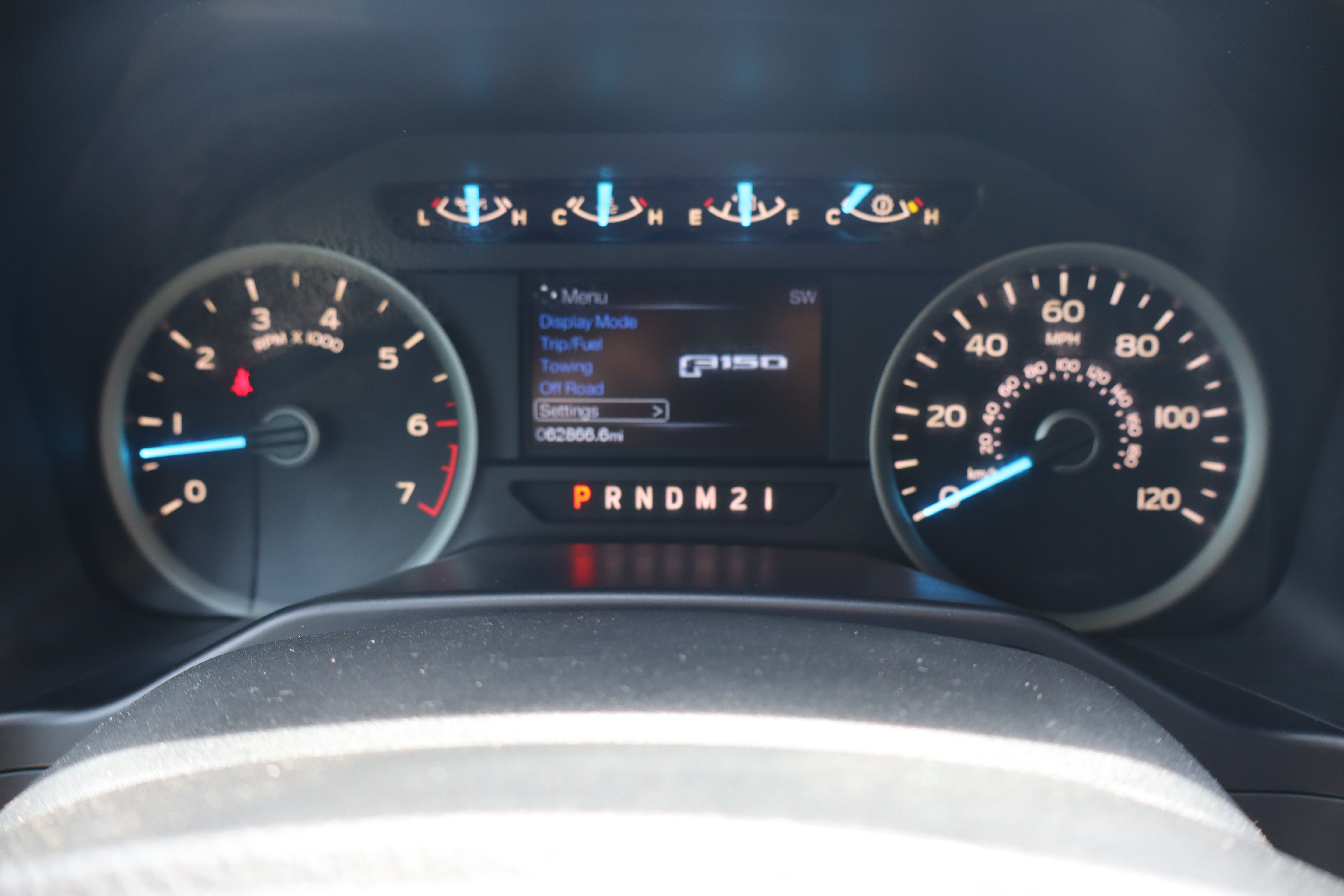 Used 2016 Ford F150 XLT w/ Equipment Group 302A Luxury AWD/4WD image 26