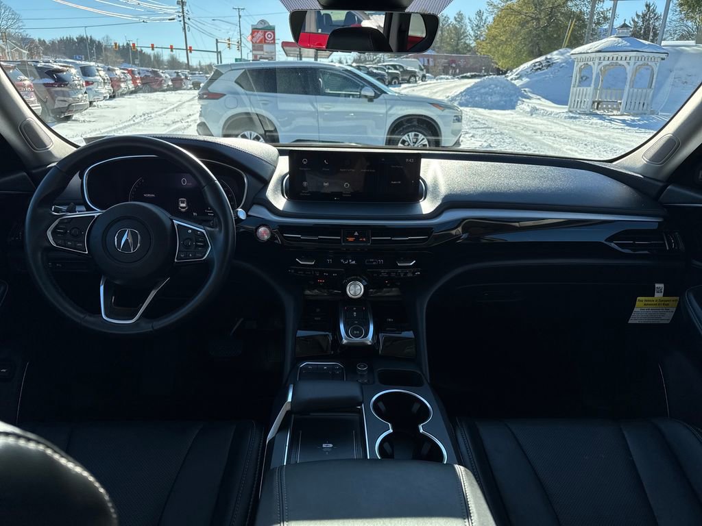 Used 2024 Acura MDX SH-AWD w/ Technology Package image 12