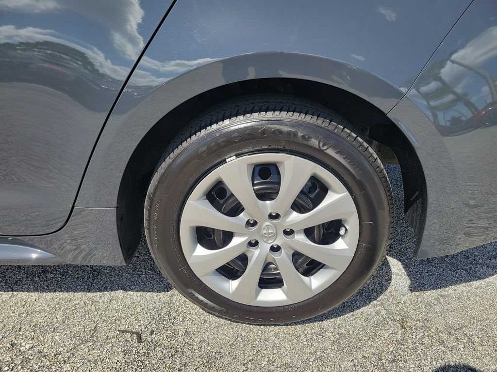 Certified 2025 Toyota Corolla LE w/ Convenience Package FWD image 30