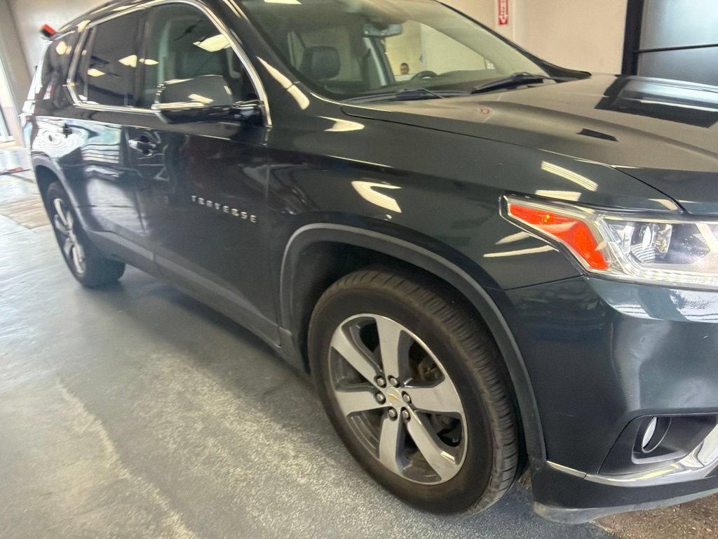 Used 2019 Chevrolet Traverse LT w/ LT Premium Package