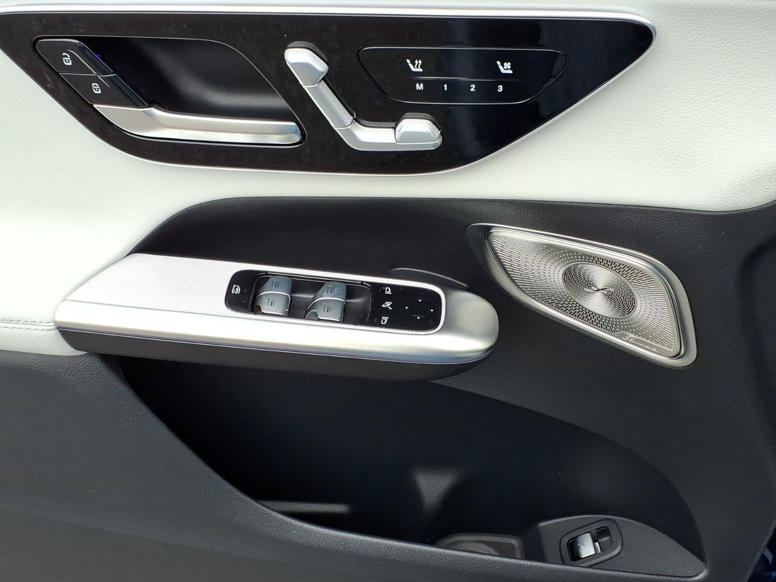 New 2026 Mercedes-Benz GLC 300 4MATIC image 15