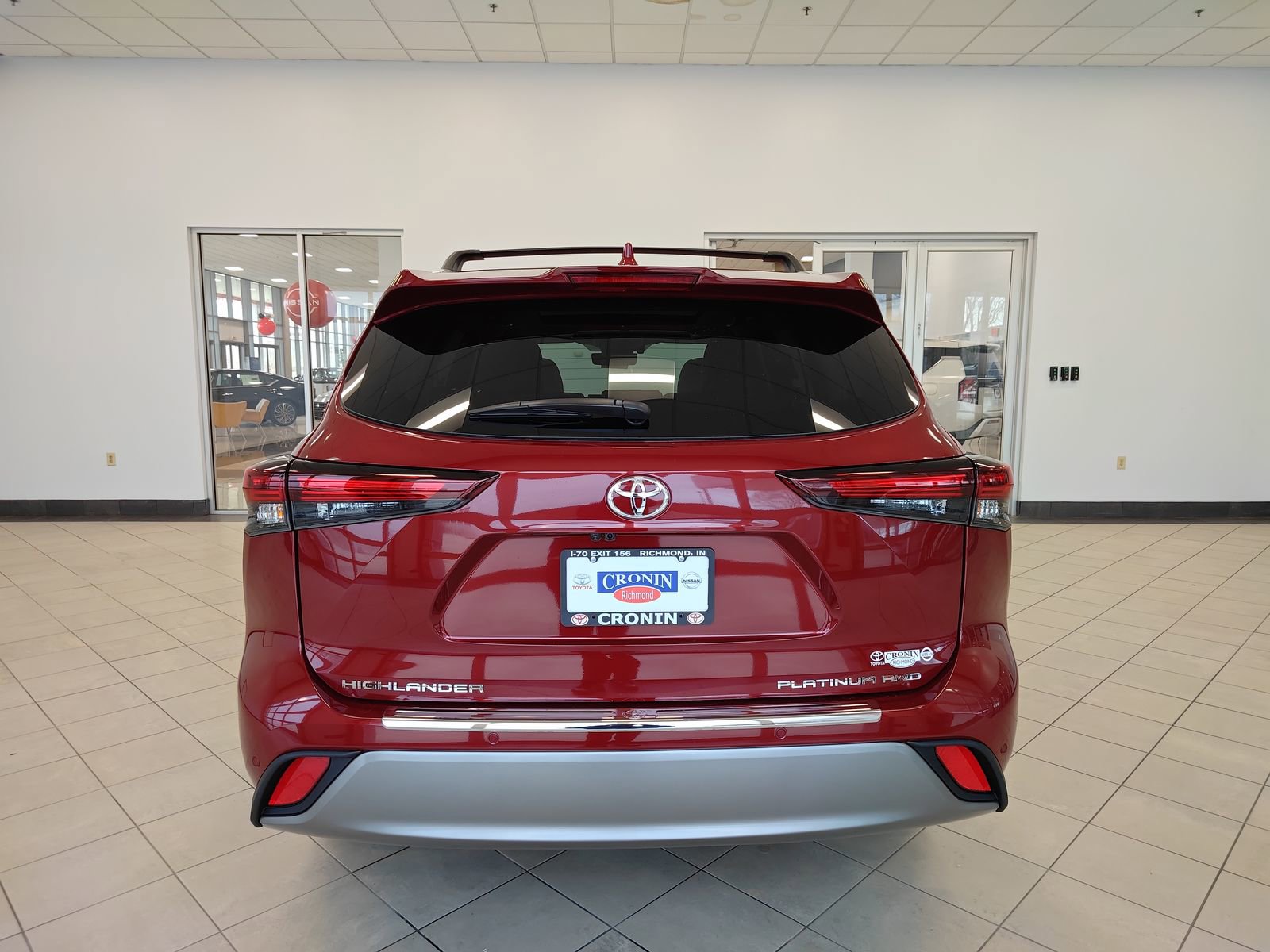 New 2026 Toyota Highlander Platinum image 4