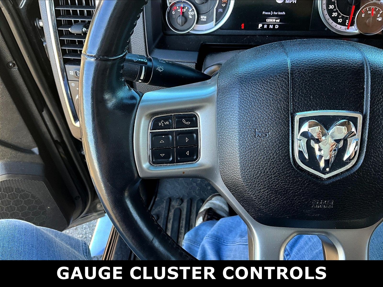 Used 2015 RAM 1500 Laramie w/ Convenience Group AWD/4WD image 6