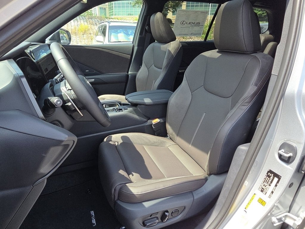 New 2025 Lexus TX 350 AWD image 24