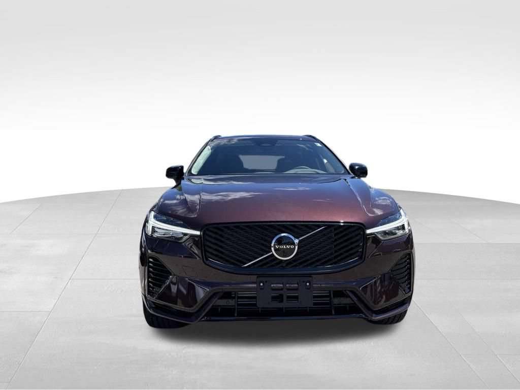 New 2026 Volvo XC60 T8 Plus w/ Protection Package Premier AWD/4WD image 8