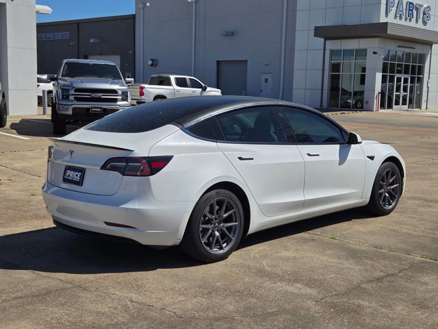 Used 2021 Tesla Model 3 Standard Range Plus image 5