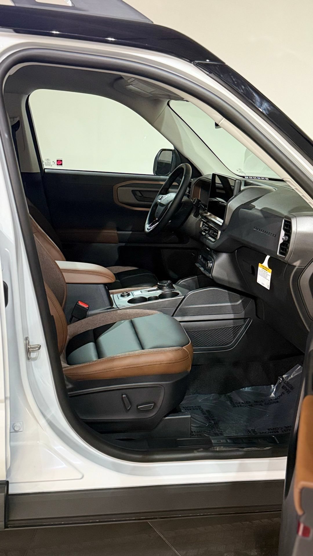 New 2026 Ford Bronco Sport Outer Banks w/ Outer Banks Tech Package+ AWD/4WD image 45