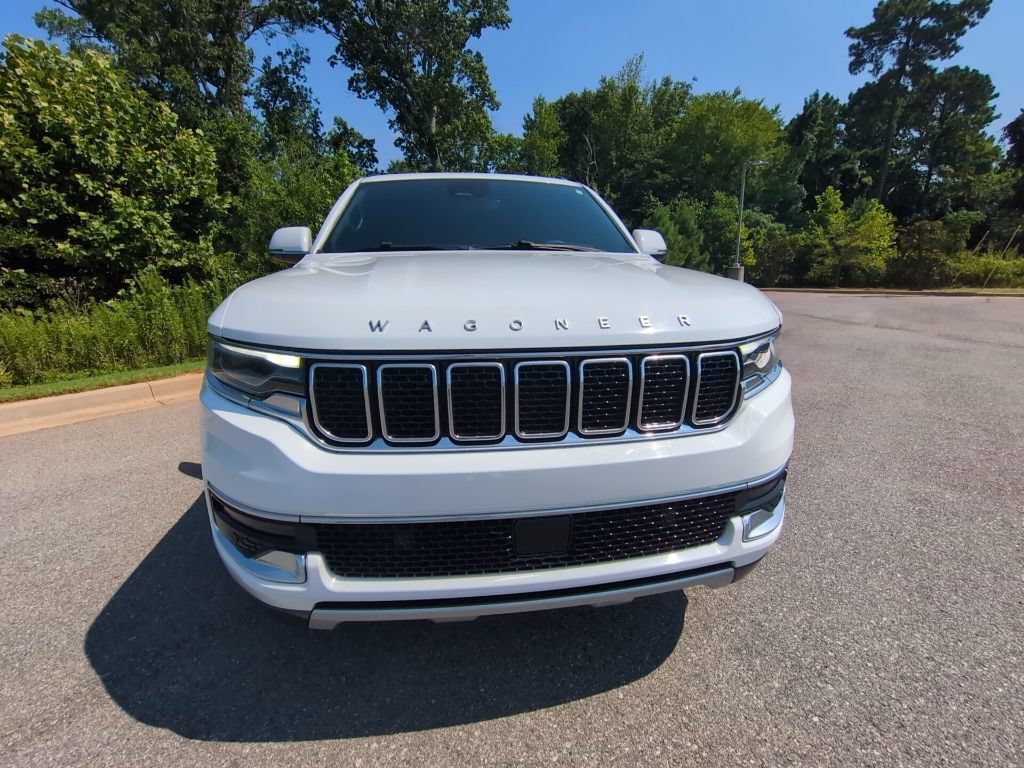 Used 2022 Jeep Wagoneer Series II w/ Premium Group I RWD image 2
