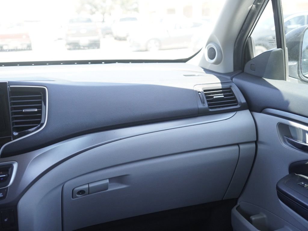 Used 2021 Honda Pilot EX image 21