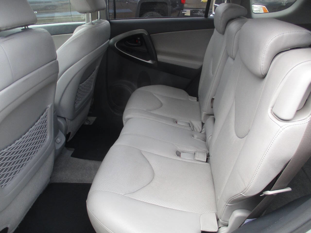 Used 2010 Toyota RAV4 Limited AWD/4WD image 29