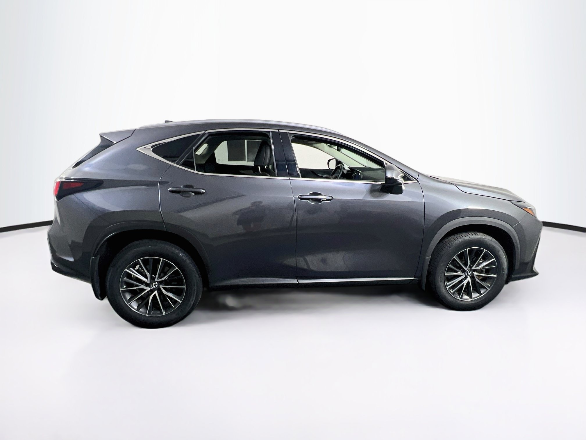 Used 2024 Lexus NX 350 AWD image 4