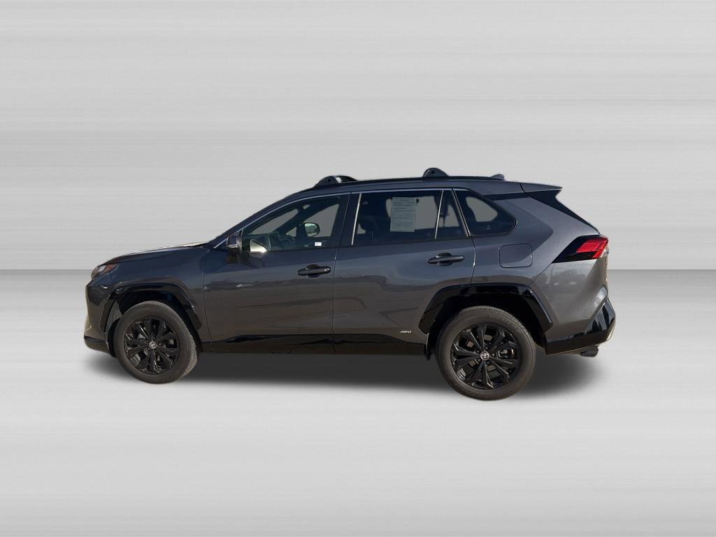 Used 2025 Toyota RAV4 SE w/ Convenience Package AWD/4WD image 8