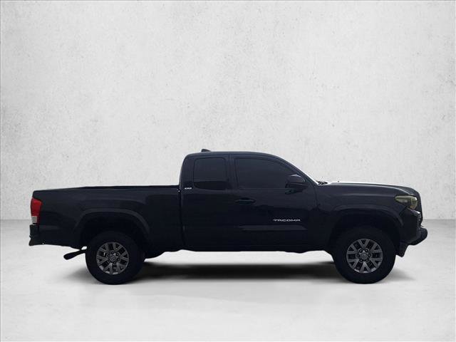 Used 2018 Toyota Tacoma SR5 image 4