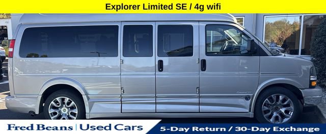 Used 2023 Chevrolet Express 2500 Work Van image 2