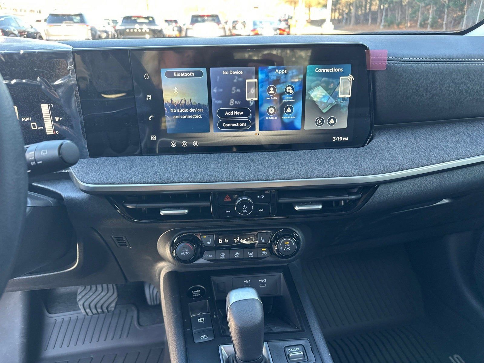 New 2026 Nissan Kicks SV w/ SV Premium Package image 27