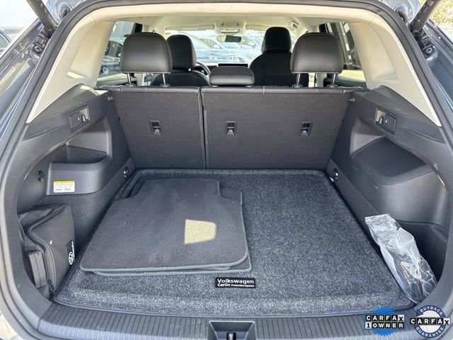 Used 2025 Volkswagen Tiguan SE FWD image 5