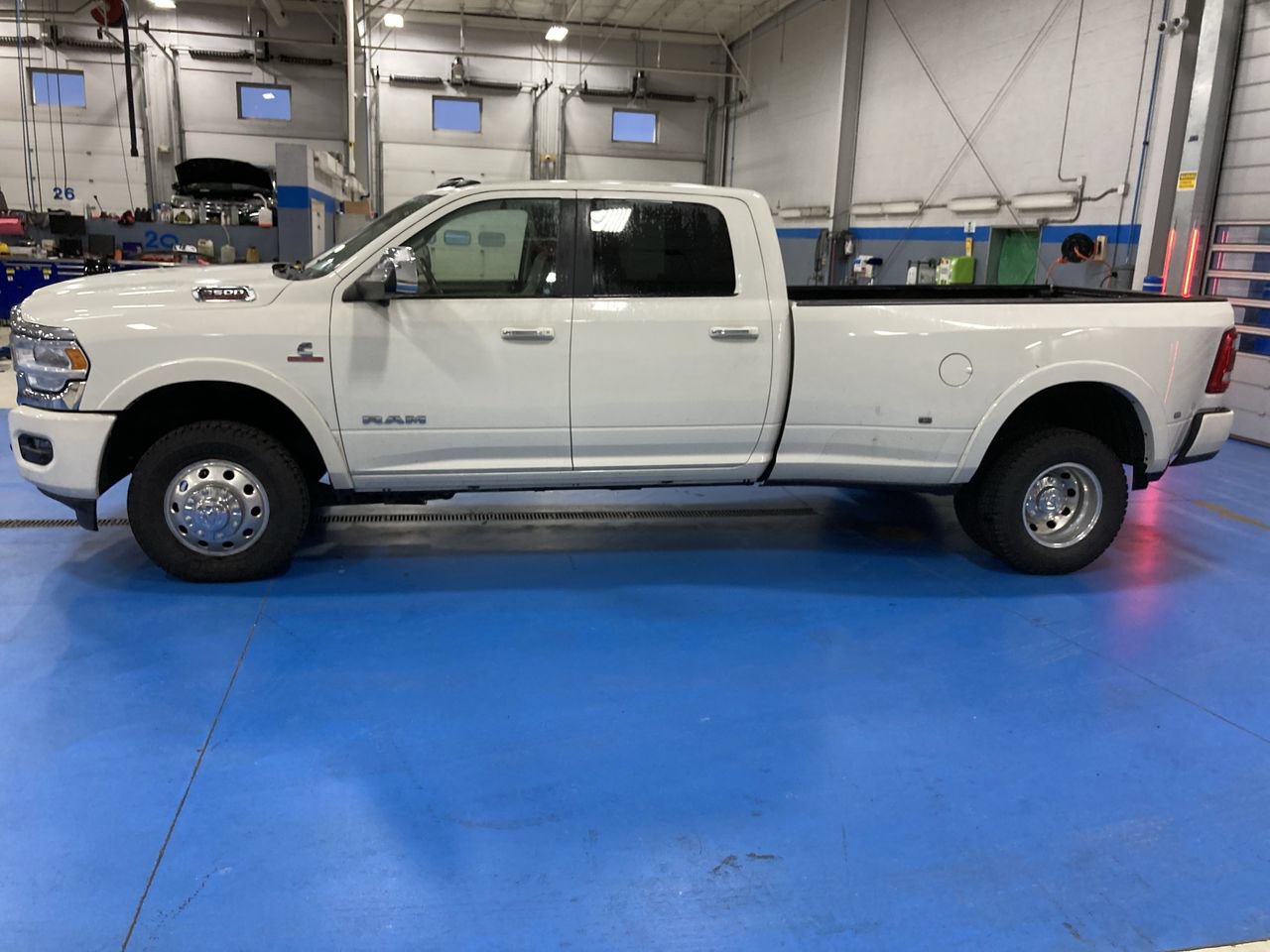Used 2020 RAM 3500 Laramie AWD/4WD image 4