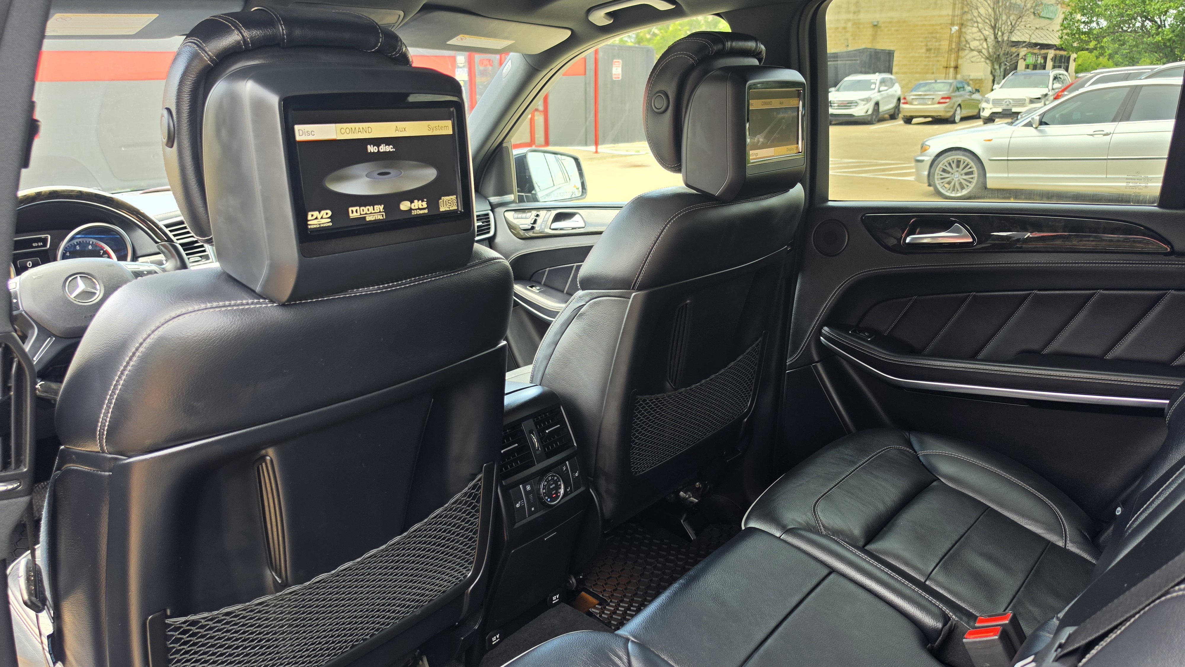 Used 2013 Mercedes-Benz GL 550 4MATIC image 23
