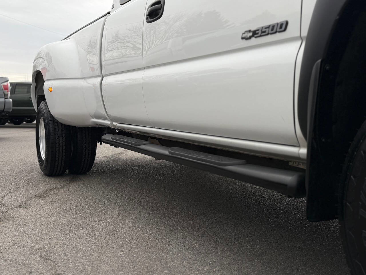 Used 2002 Chevrolet Silverado 3500 LS w/ Electrical Convenience Pkg image 72