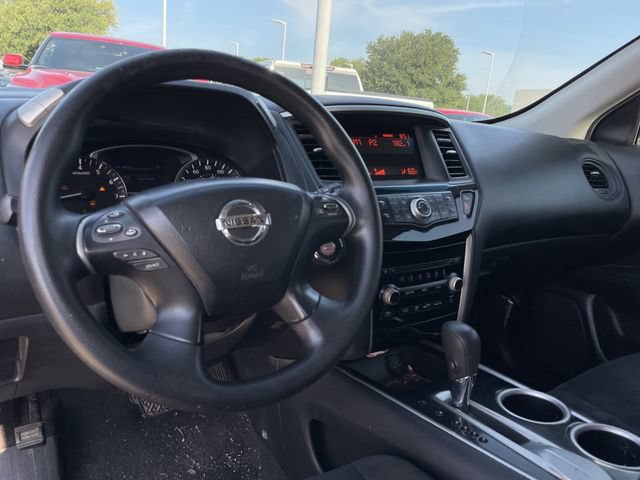 Used 2014 Nissan Pathfinder S FWD image 9