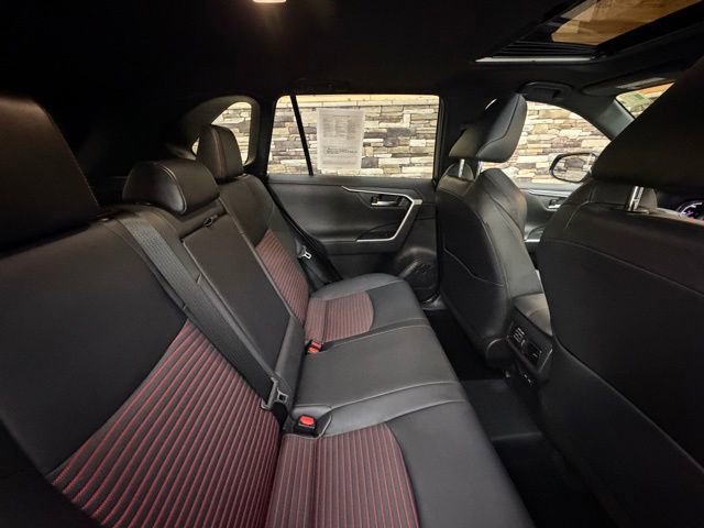 Used 2022 Toyota RAV4 XSE w/ Weather Package image 33