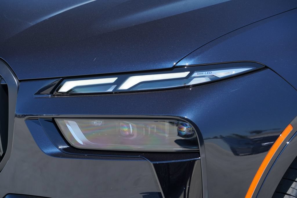New 2027 BMW X7 xDrive40i AWD/4WD image 4