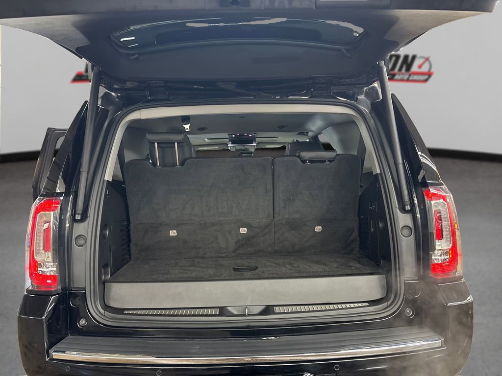 Used 2019 GMC Yukon Denali w/ Denali Ultimate Package image 11