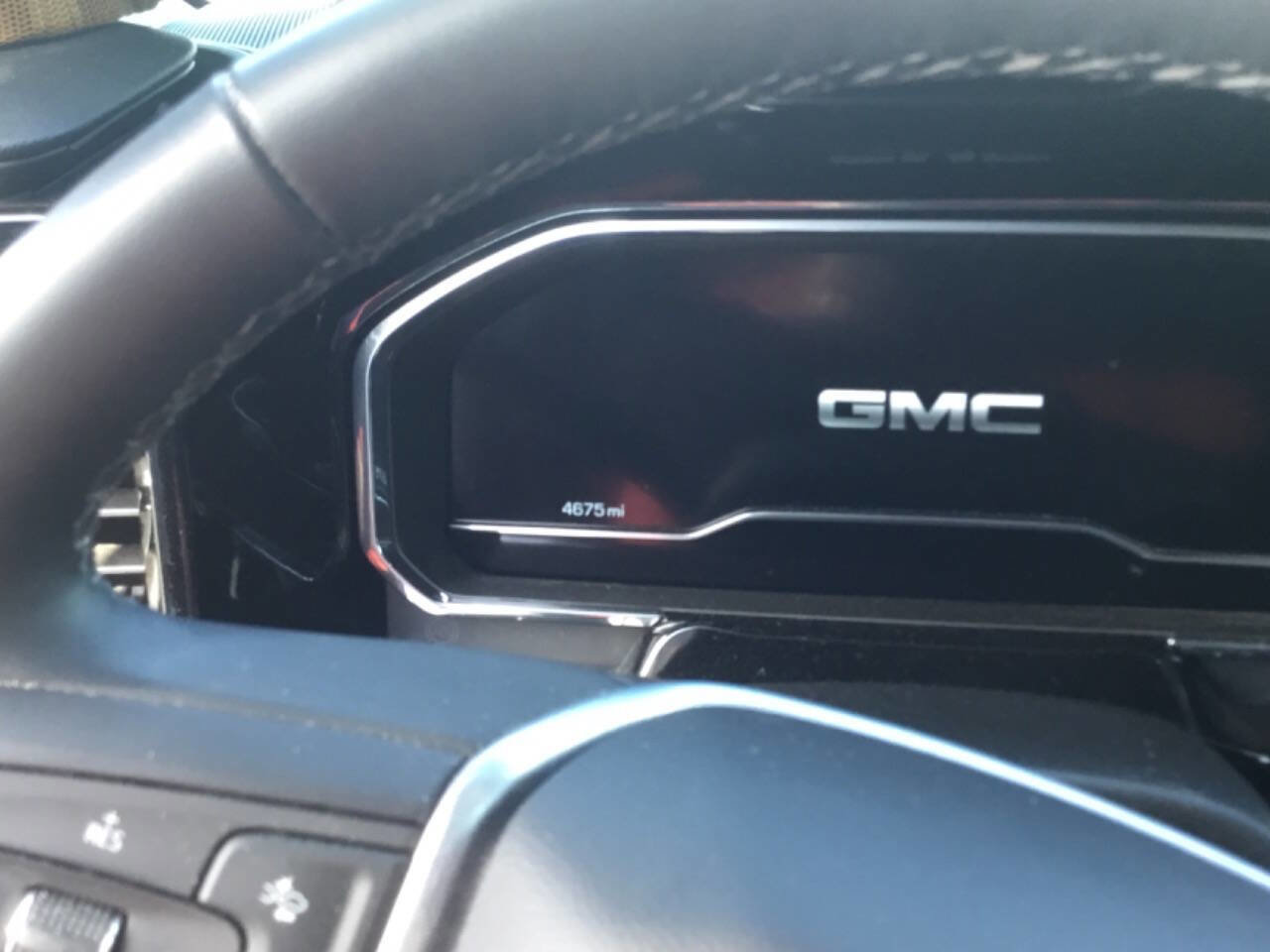 Used 2025 GMC Sierra 2500 SLE w/ SLE Value Package; image 6
