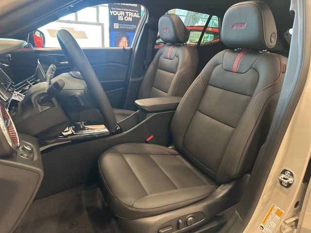 New 2026 Chevrolet Trax RS w/ Sunroof Package image 8