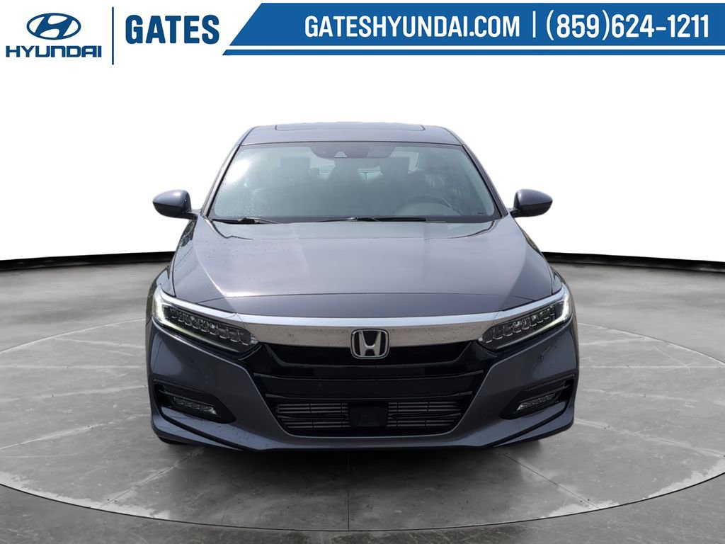 Used 2018 Honda Accord Touring image 4