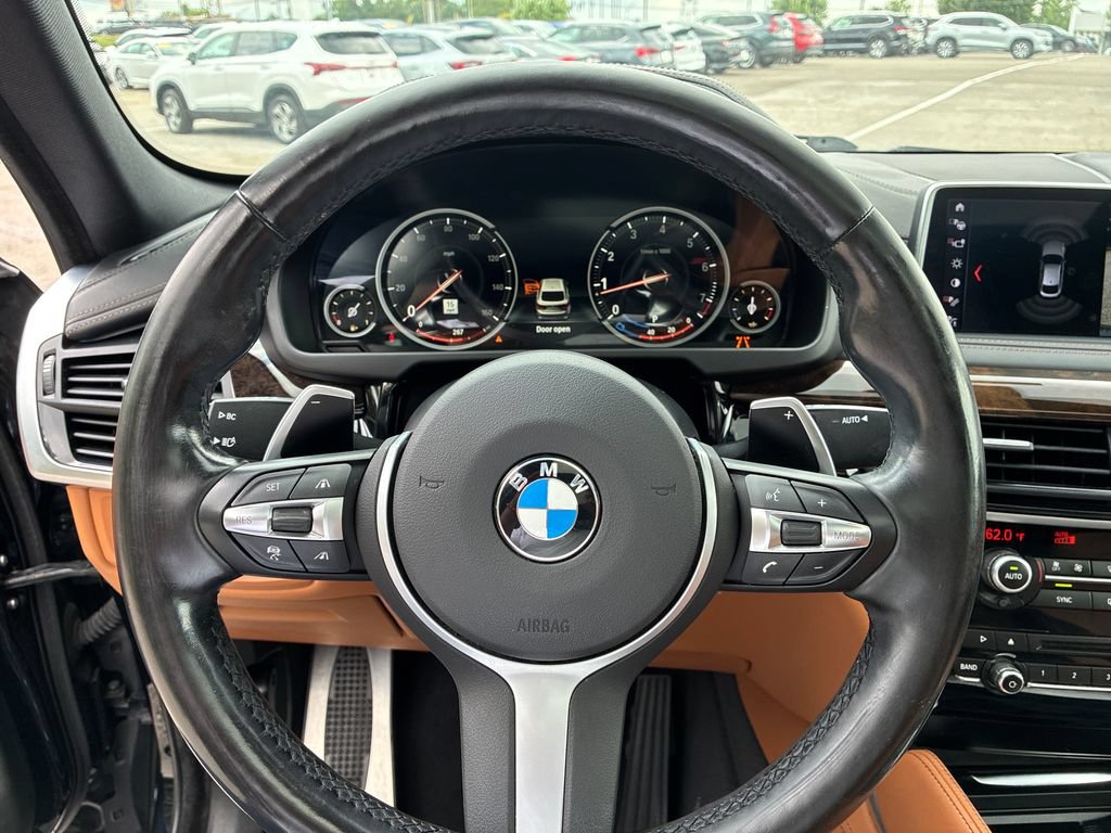 Used 2018 BMW X6 xDrive50i AWD/4WD image 13