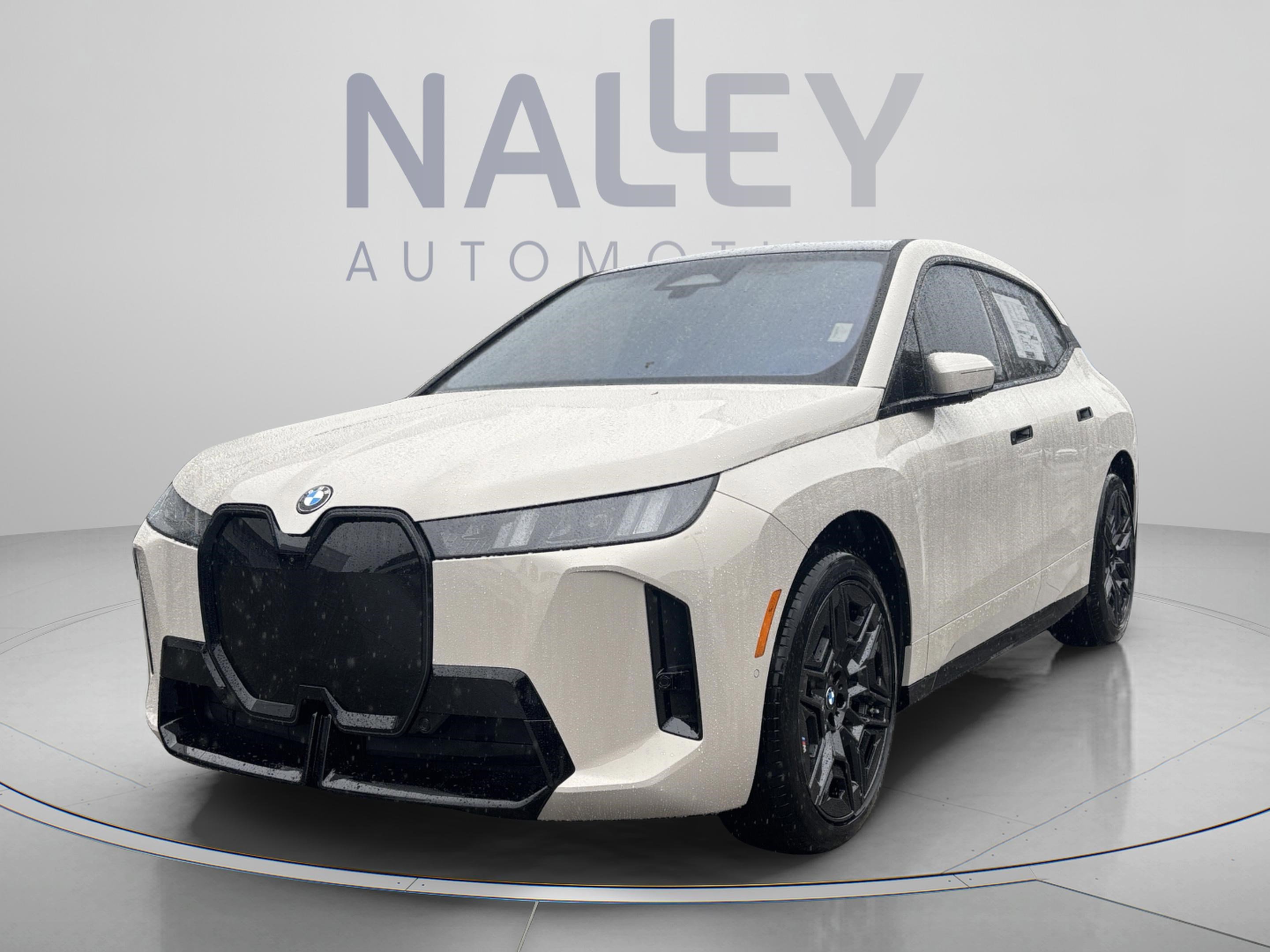 Used 2026 BMW iX xDrive60 w/ M Sport Package image 1