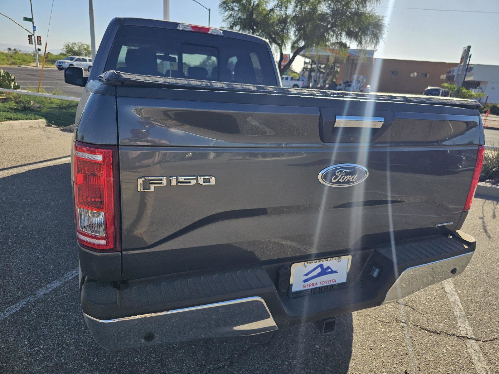 Used 2015 Ford F150 XLT w/ Equipment Group 302A Luxury AWD/4WD image 13