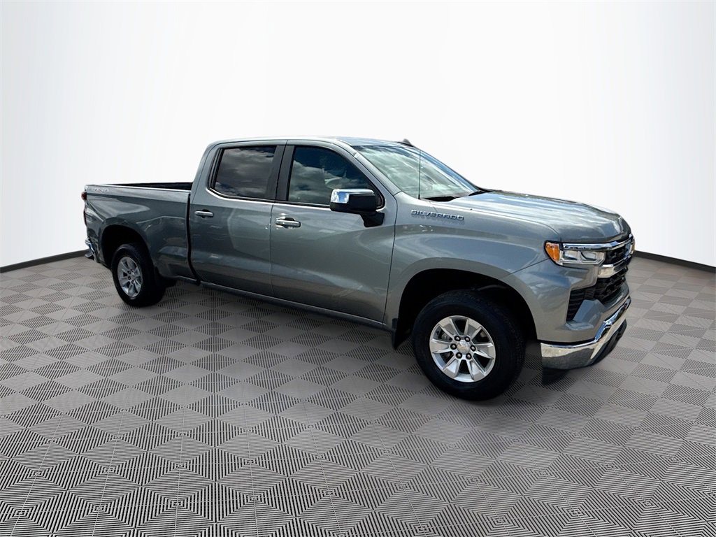 Used 2023 Chevrolet Silverado 1500 LT w/ Protection Package image 2