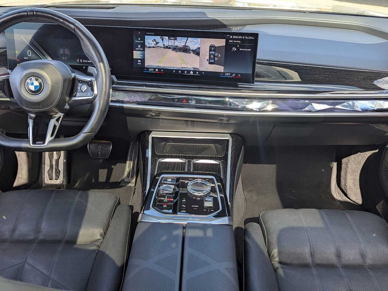 Used 2024 BMW 740i RWD image 15