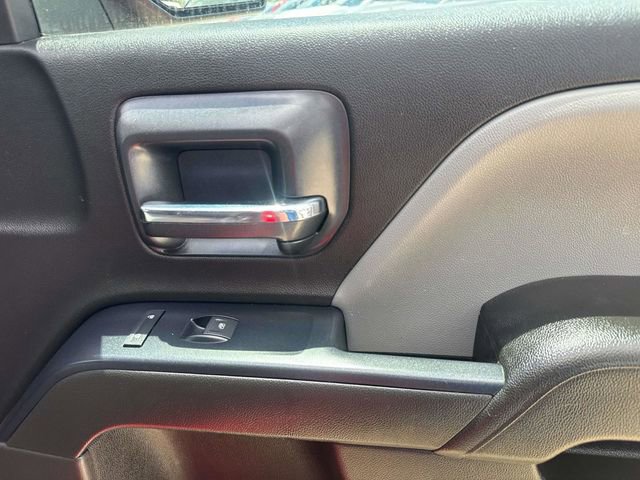 Used 2018 Chevrolet Silverado 1500 Custom w/ Custom Value Package RWD image 20