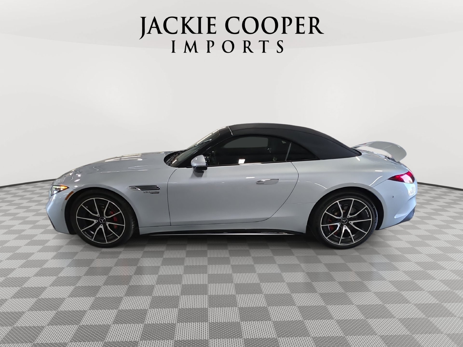 Used 2022 Mercedes-Benz SL 55 AMG 4MATIC image 8