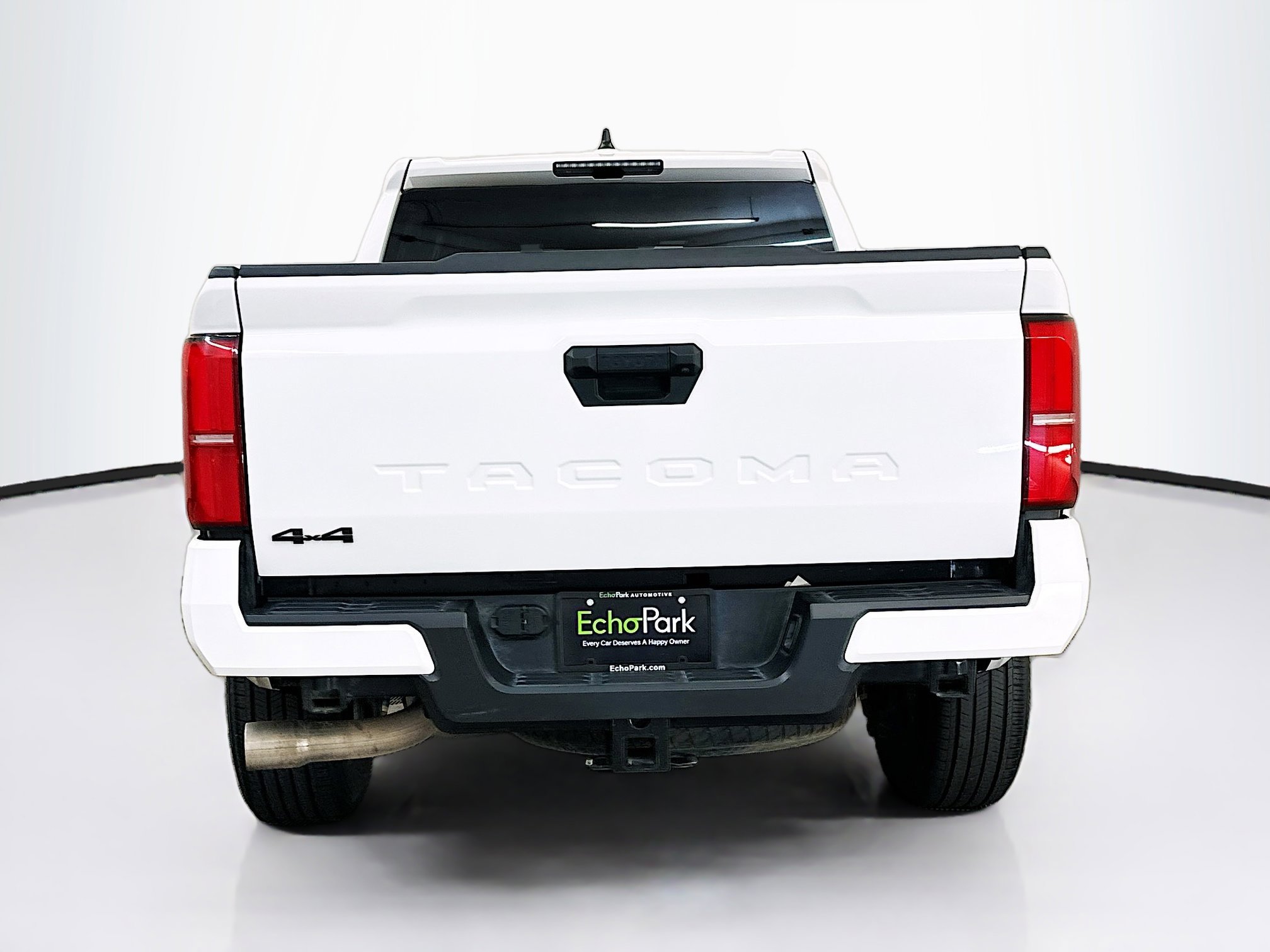 Used 2024 Toyota Tacoma TRD Off-Road image 7