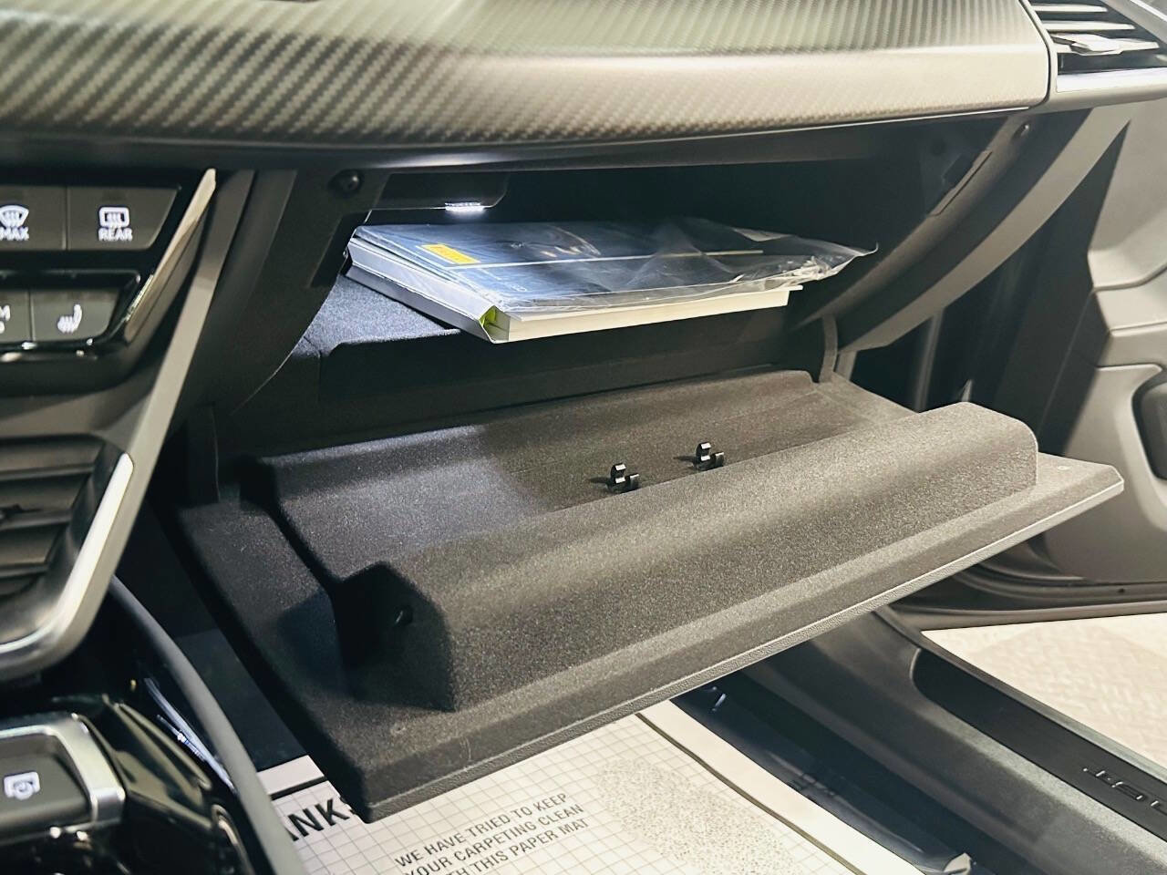 Used 2022 Audi e-tron GT Premium Plus image 21