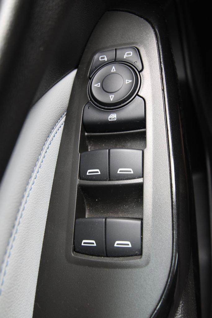 Used 2024 Chevrolet Trax LT w/ Driver Confidence Package FWD image 24