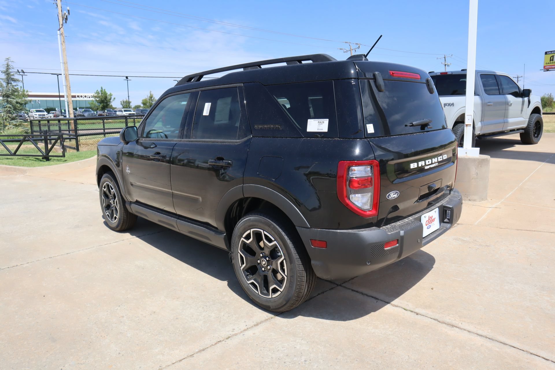 New 2026 Ford Bronco Sport Outer Banks w/ Outer Banks Tech Package+ AWD/4WD image 23