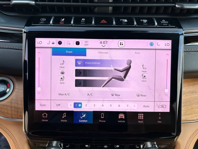 Used 2025 Jeep Grand Cherokee Summit AWD/4WD image 22