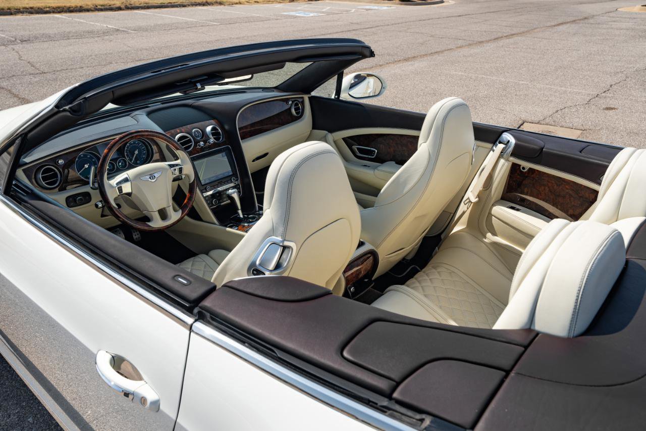Used 2017 Bentley Continental GT image 52