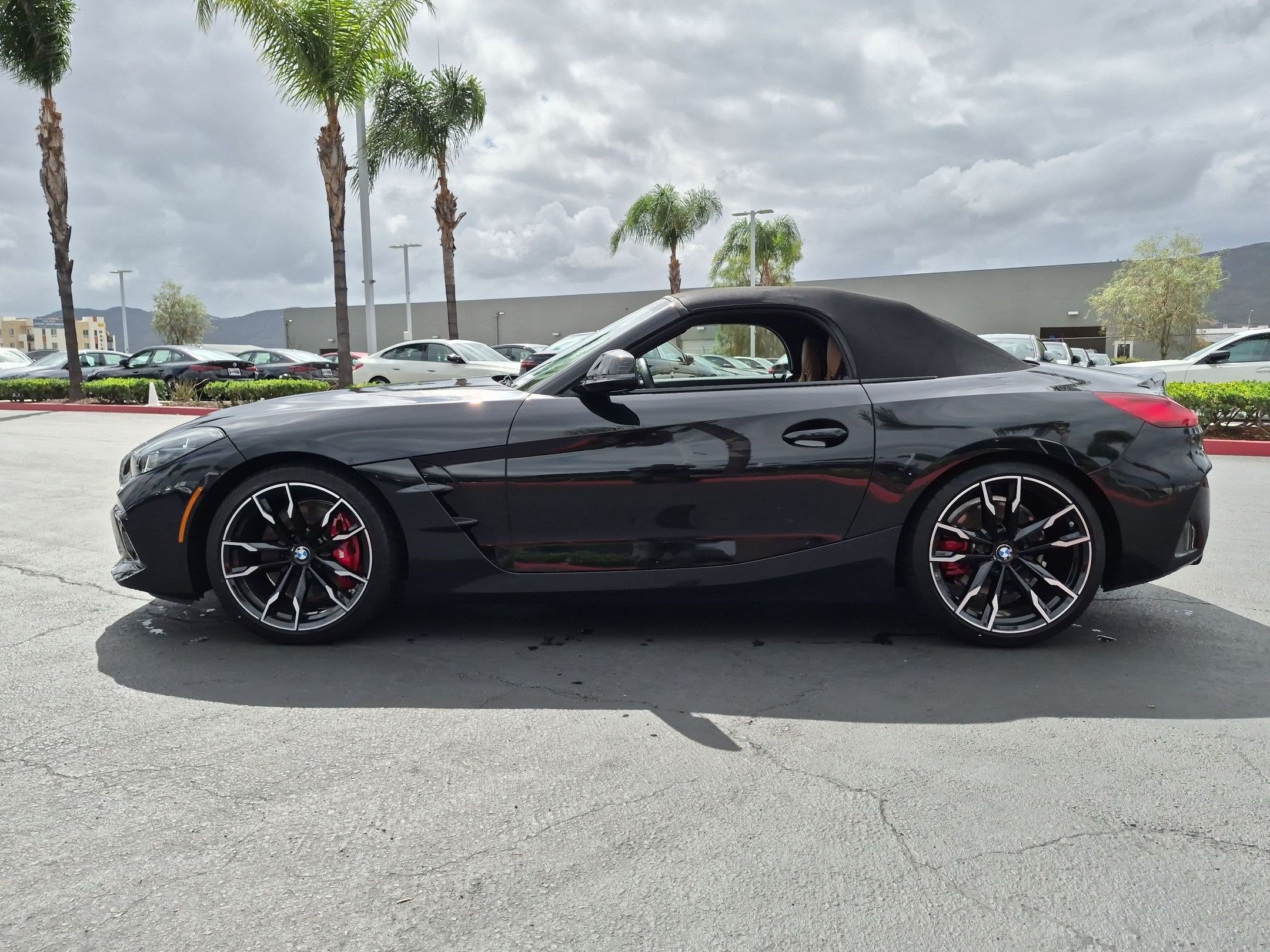 Used 2026 BMW Z4 M40i w/ Premium Package RWD image 7