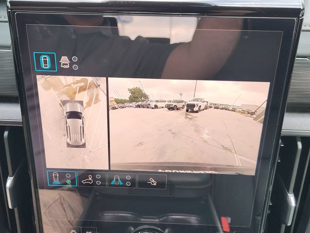 Used 2026 GMC Acadia AT4 w/ Luxury Package AWD/4WD image 19