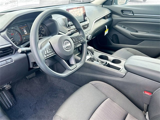 New 2025 Nissan Altima 2.5 S image 3